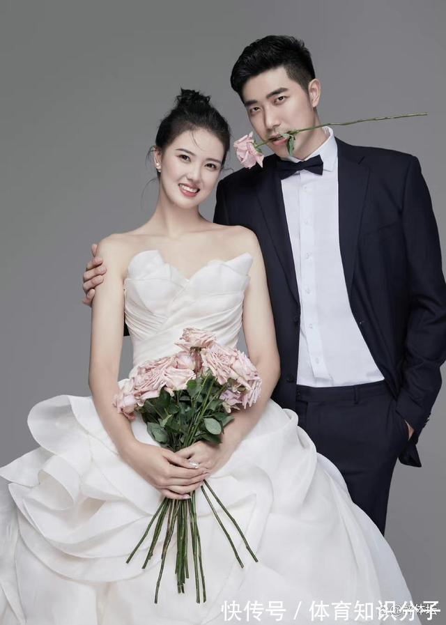 退役|张常宁官宣举办婚礼!结婚照郎才女貌很匹配,或间接宣布退役生子