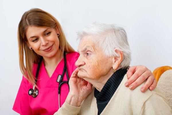 变化|老年后,要预防老年痴呆,身体若有这几种异常变化,要提高警惕了