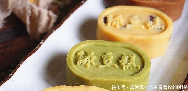 宫廷小吃绿豆冰糕,不过筛特好做,入口即化,孩子春天吃它不上火