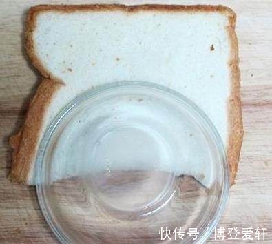 脆皮冰淇淋|把雪糕仍进油锅里半分钟，捞出来儿子忍不住吃了一大盘！