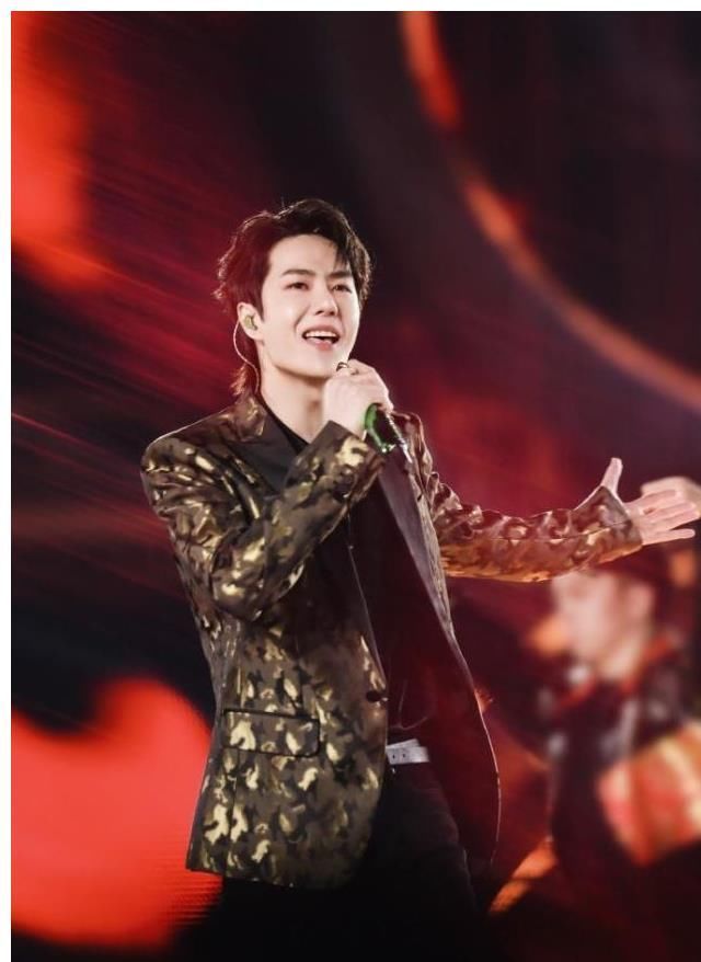 综艺|新媒体指数：杨幂排名第三，肖战空降榜单第二，第一至今无人撼动