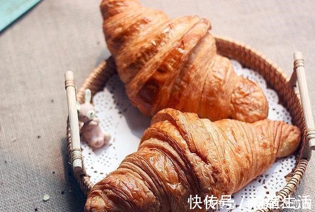 面包|增肥的5大主食,很多人天天都在吃,难怪腰身越来越粗,瘦不下来