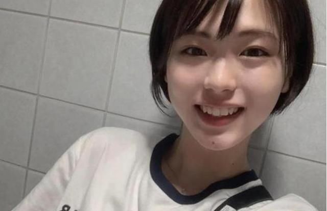 uber|靠化妆以假乱真,16岁高中生“男扮女装”,网友:是心动的感觉
