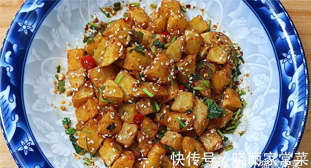 小猫|教你制作酸辣土豆,成菜酸辣入味,外酥里软,开胃下饭超好吃