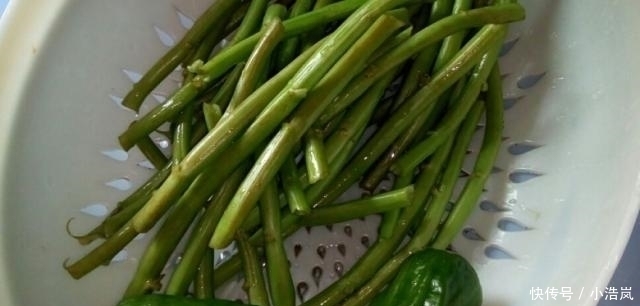 爆炒|这菜是个宝，看见再贵也要买，吃一次等于给肠胃洗个澡！