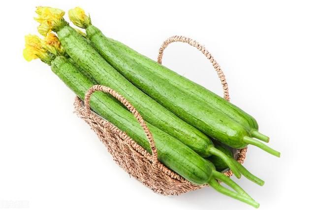 炒鸡蛋|三伏天，此菜正当时，富含膳食纤维，炒鸡蛋5分钟出锅，嫩香好吃