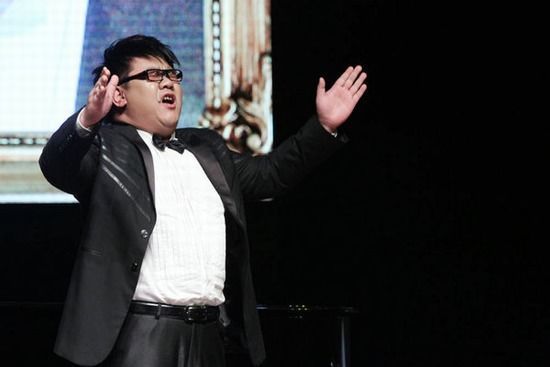 星光大道走红后四处捞金,被骂草根歌手杨光今怎样