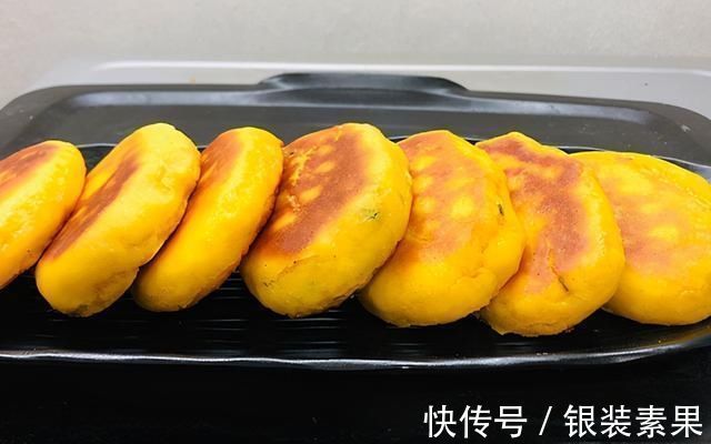 包子|最近玉米面加鸡蛋火了,教你新吃法,蓬松柔软,比馒头包子都好吃