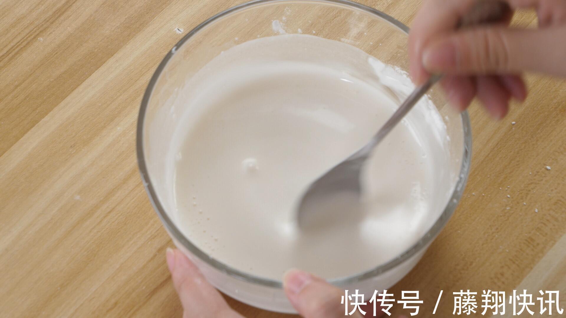 炸过东西的油别再倒掉了,教您个小窍门,快速回清,跟新油一样