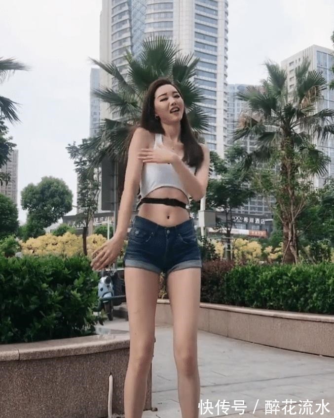 女神|大长腿女神，第一眼就感觉可以去做模特！！靓图欣赏