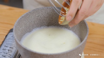 钙质|吃1块它，比1杯牛奶还补钙！宝宝的营养“钙库”，夏天多长5c