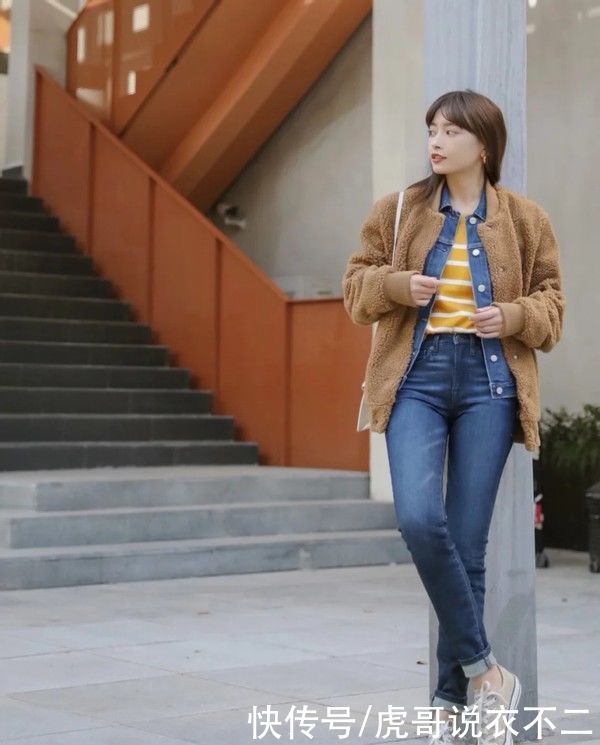 内搭千千万，最好穿的还是这3种，拥有一件就不愁没有时尚感
