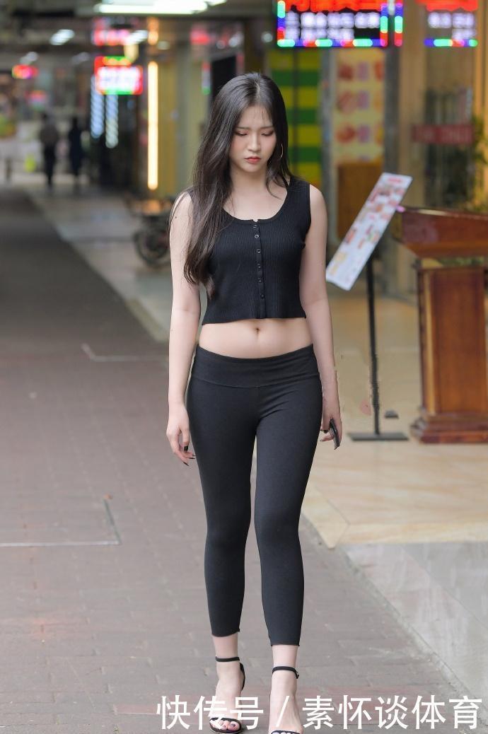 健美裤|充满女人味的健美裤穿搭,不仅彰显个性而且美丽大方