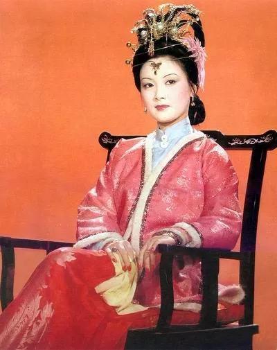 黛玉|你可以不去扎人,但身上必须有刺