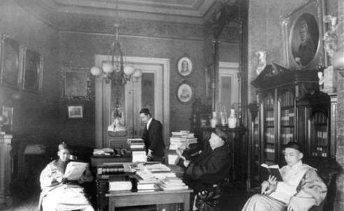 藏宝图|姨妈留下一份藏宝图,他寻得巨额宝藏,晚年上交价值8个亿的宝物!