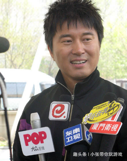 满文军|同是靠《星光大道》成名,他成为一级演员,他却抛妻弃子锒铛入狱