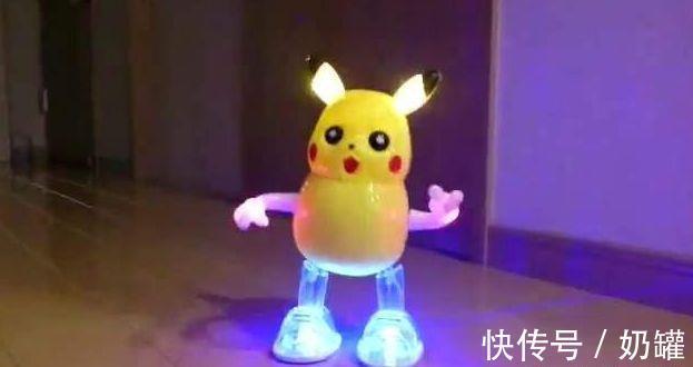 玩具|童年崩坏!诡异山寨玩具大集合!皮卡丘跳舞似魔鬼的步伐
