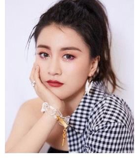 人生赢家|她因参加《中国好声音》走红，嫁给爱奇艺副总裁，如今成人生赢家？