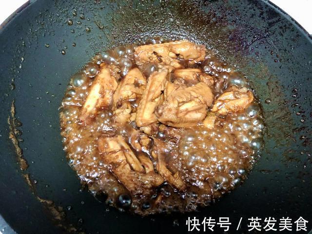 厨子|可乐鸡翅,要不要焯水?看看30年老厨子的做法,香甜嫩滑特别好吃