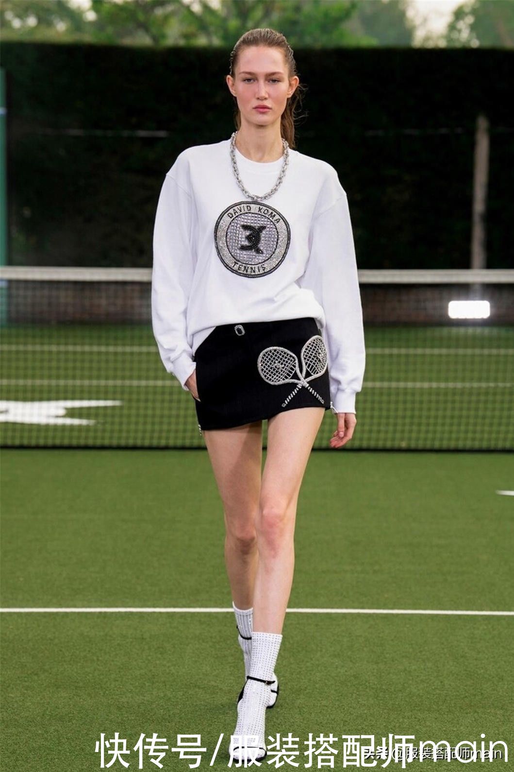 露袜子很奇怪吗？穿对这4种风格，路人秒变时髦精