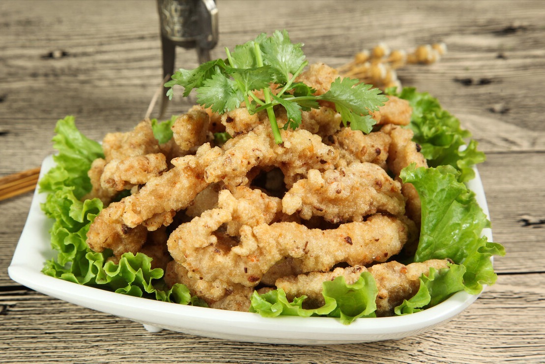 猪里脊|炸酥肉,用淀粉还是面粉大厨教你一招,外酥里嫩,酥脆不回软