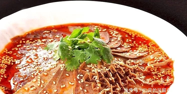 糖醋排骨,宫保肉丁,咸烧白,夹沙肉,家常鱼,粉蒸肉,乡村丸