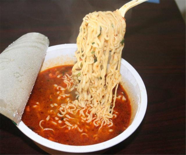 食物|肝不好的人,3种食物少吃,如果吃的越多,可能加重肝脏负担