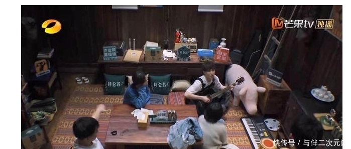 黄老师|向往5:以为张艺兴弹琴是为了陪杨紫,看到一幕才发现他没说谎