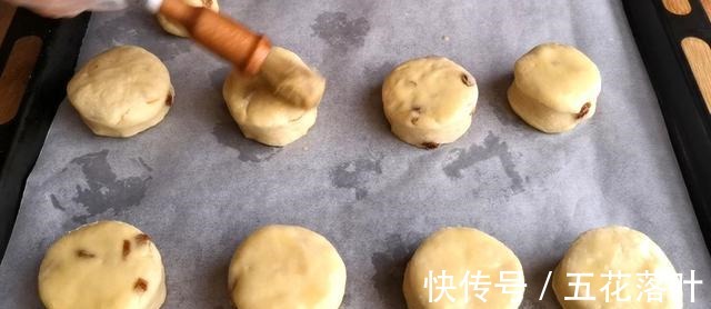 「司康松饼」成功完美有窍门,松软美味零失败,下午茶必吃!