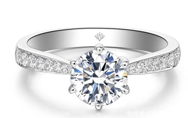 定制钻戒实用指南:钻戒定制优势、流程及注意事项