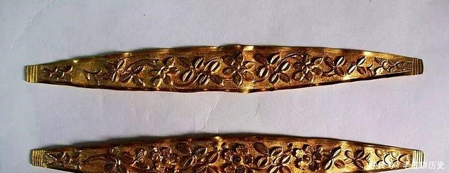 发现|国宝传奇青年挖到土坑,发现大量黄金,被砸碎的罐子,价值连城