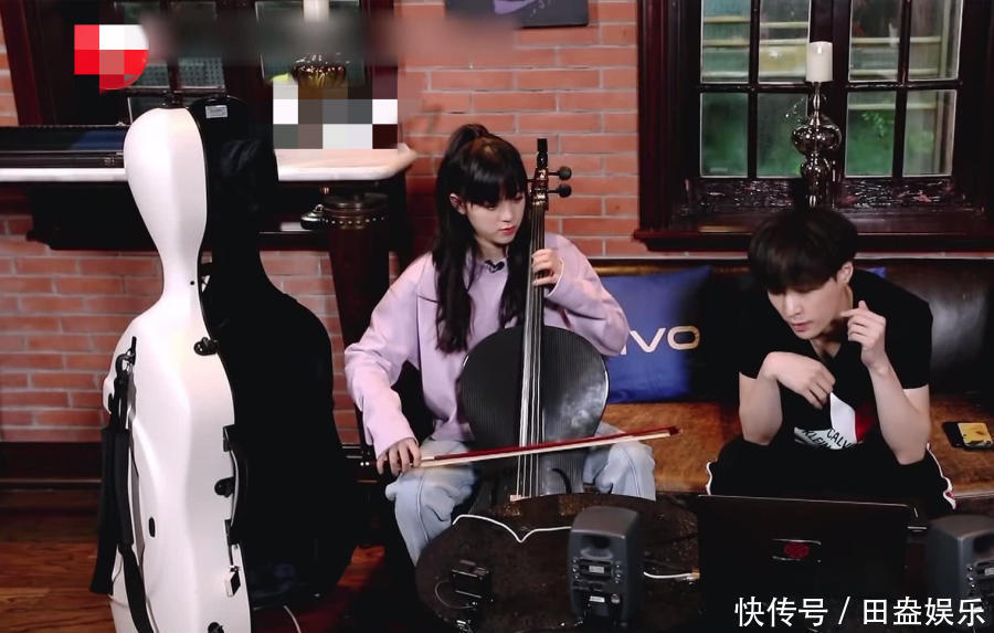 娜娜|张艺兴178,欧阳娜娜167,两人站在一起后,网友沉默了