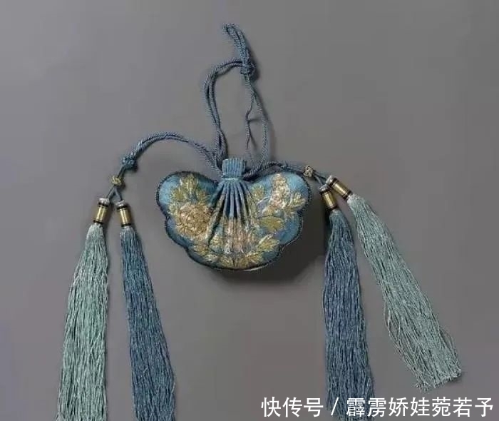 马尾|看点丨超凡脱俗的马尾荷包,让人爱不释手