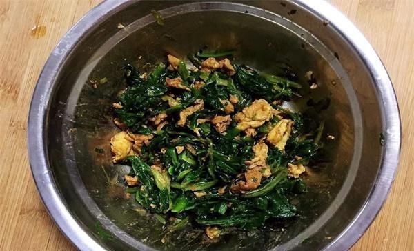 粗粮细吃的菜团子,皮薄馅大,不用和面,吃再多也不会长肉