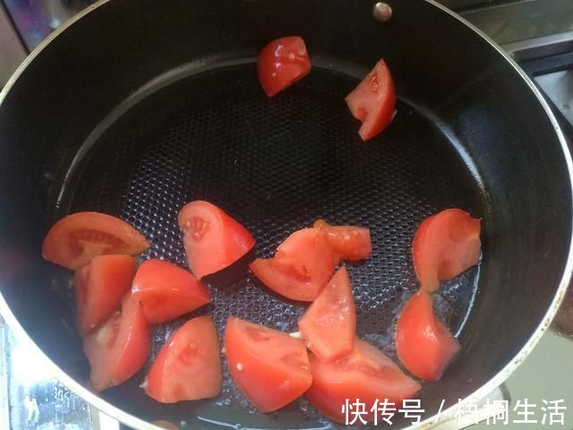 面条|烧茄子，我最喜欢这做法，少油健康，拌米饭浇面条味道绝了