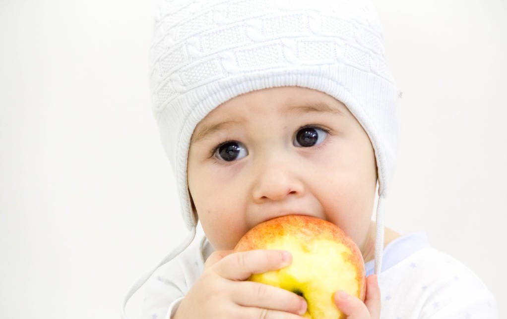 发育|宝宝长什么样比较聪明？脸上这几种特征占一种，你就偷着乐吧