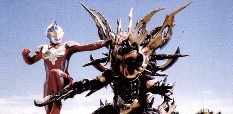 怪兽|同样被称为神的怪兽,加坦杰厄实力差,它却吃了叶腐!