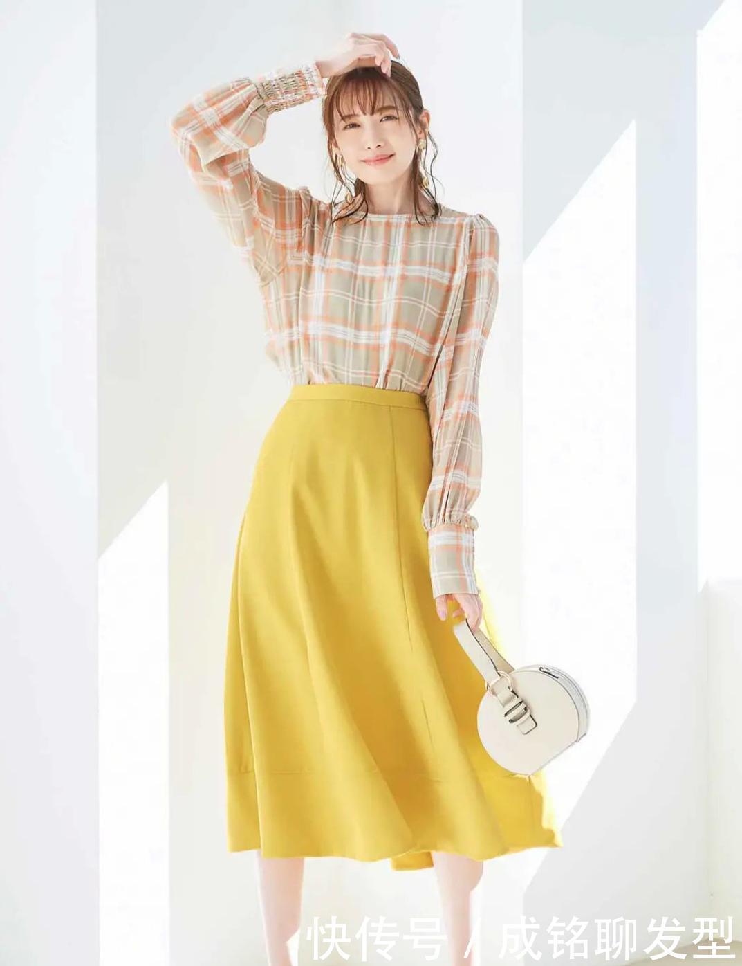 普通人|日系穿搭凭什么大火?看了这些搭配就知道了,普通人照着穿也高级