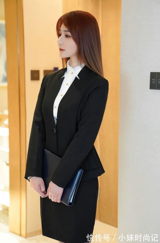 穿搭|西装套装是职场中最为常见，也是最能展现职场干练气质的穿搭