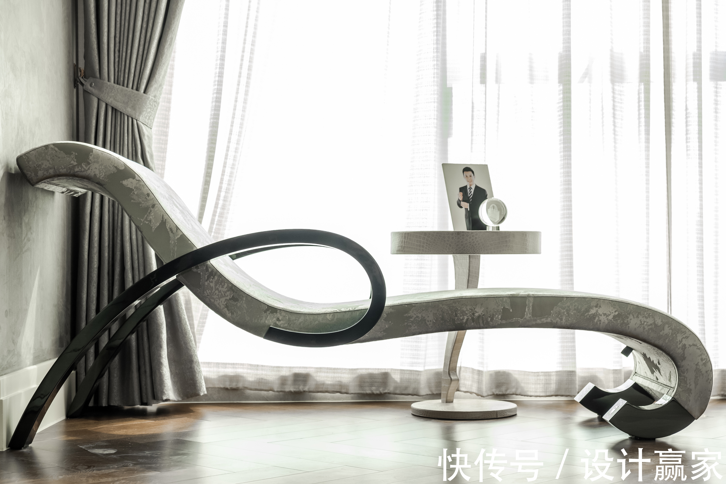 即兴发挥|300㎡现代大平层,动感书房+阳光浴室,令人羡慕的品质生活