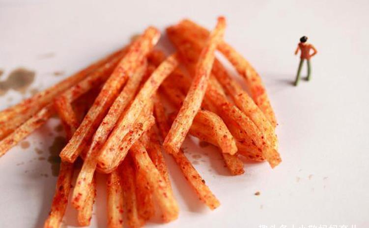 零食|我们的孩子正在被“催熟”医生这6类零食,再馋也别给孩子吃