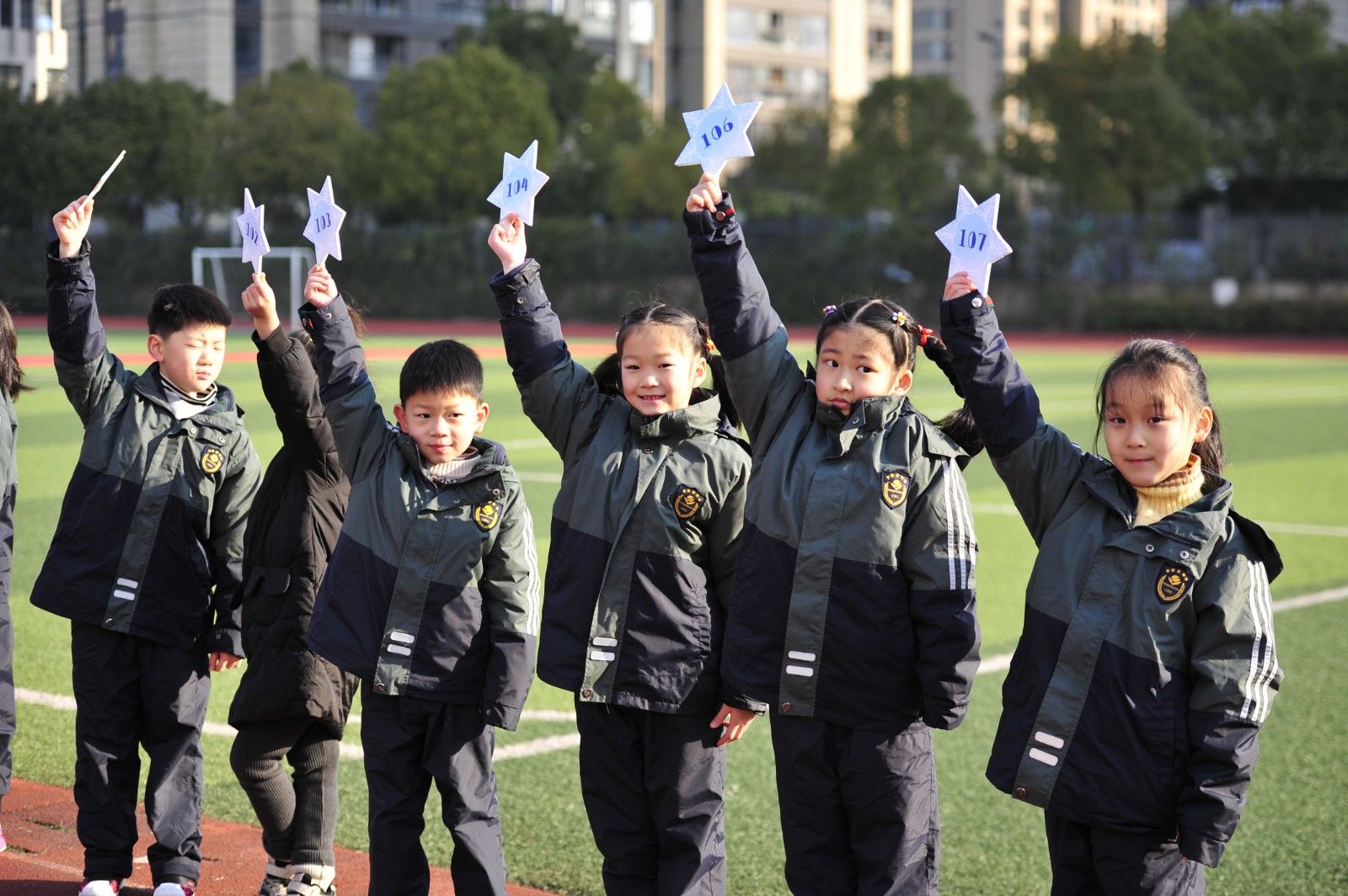 好好学习|“一起向未来”——临平区实验小学“弘临”思政学院第一课