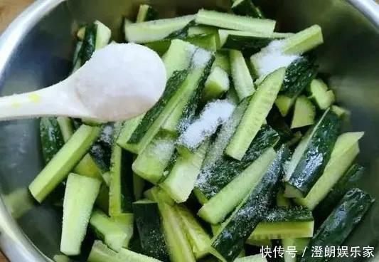 爽口|夏天,你需要一份腌黄瓜,秘制酱黄瓜这样做,清脆爽口不易坏