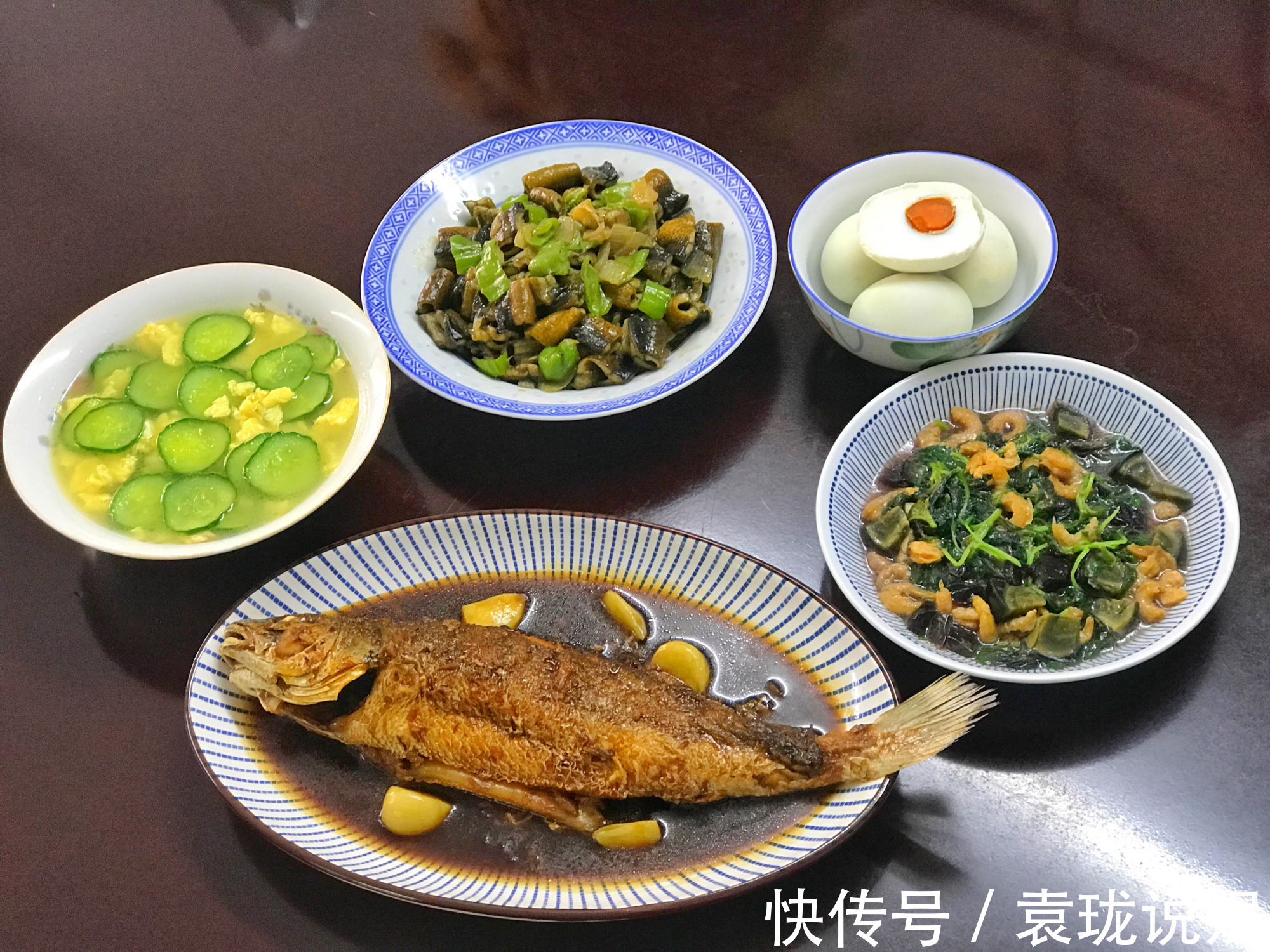 营养|三个人的晚餐4菜1汤,不精致但有营养,应季而食,吃得舒心不浪费