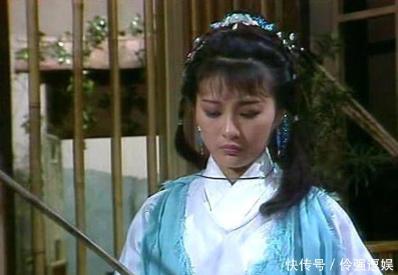 飞雪连天射白鹿,笑书神侠倚碧鸳里面二位女侠高手,无可替代!