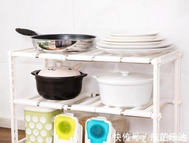 置物架|越来越多人习惯被子塞衣柜，太笨！瞧一瞧家政是怎么做的，妙极了！