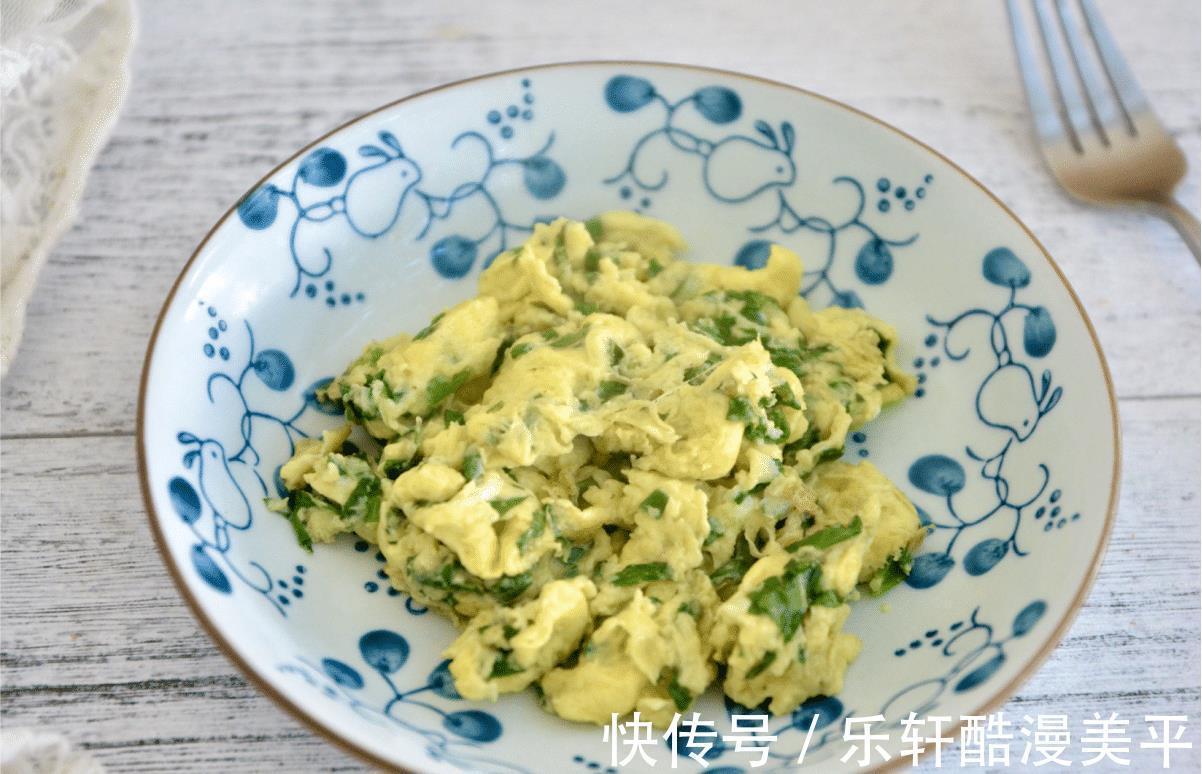 芹菜|炎炎夏日,孩子特馋这道菜,成本5块钱,营养又美味,下饭是一绝