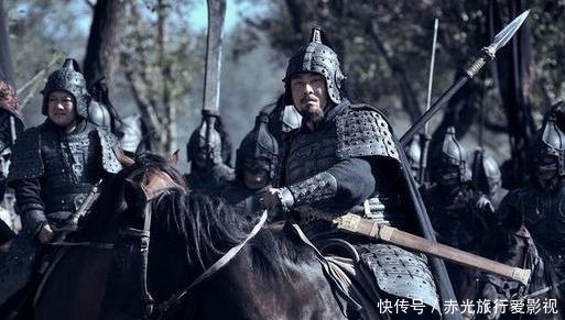 此人|此人战斗力远在吕布、关羽之上，憾被小人所卖，惨死曹操之手