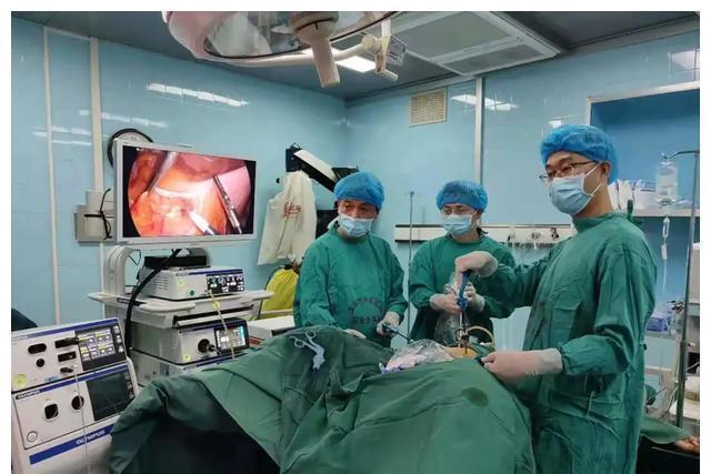 癌症|勇闯高龄癌症手术“禁区”两位“80后”癌症老人在这里重获新生