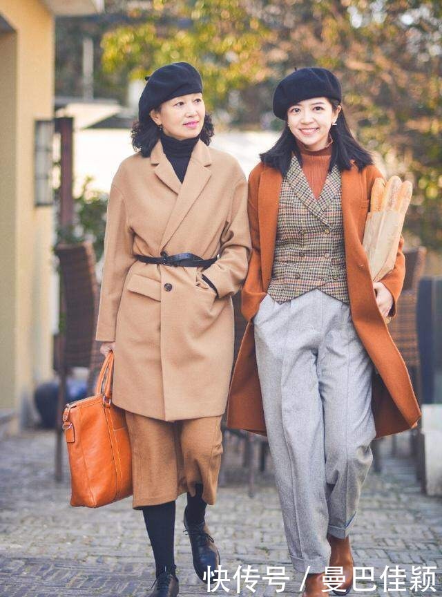 女性|中年女性把小黑裤扔了吧!跟着三木妈妈这样穿,减龄还优雅